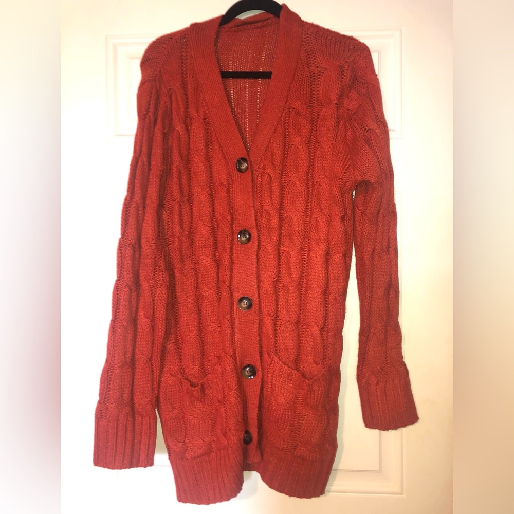 NWOT Women’s chunky knitted button up cardigan burnt orange color Size XL